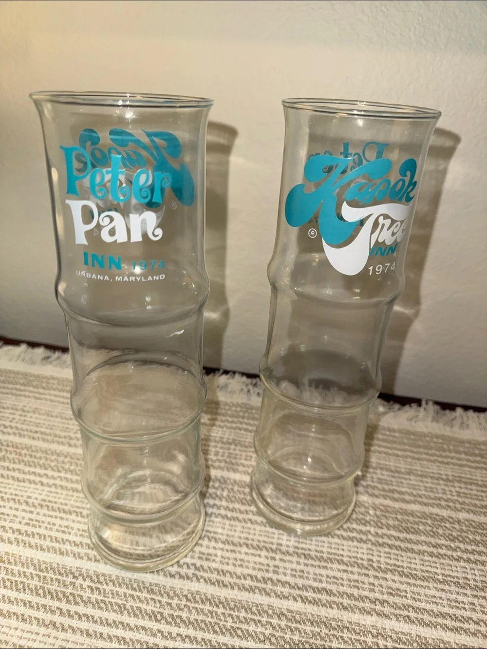 Vintage 1974 Peter Pan Inn Drink Glasses